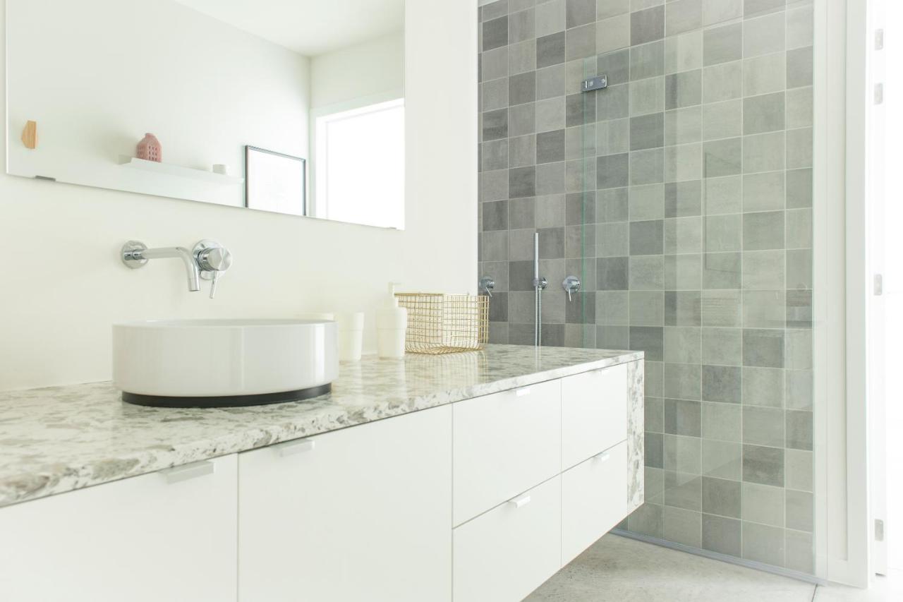 Apartment Trendy As Base To Discover